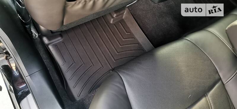 Седан Infiniti Q70 2015 в Києві фото 24 Седан Infiniti Q70 2015 в Києві