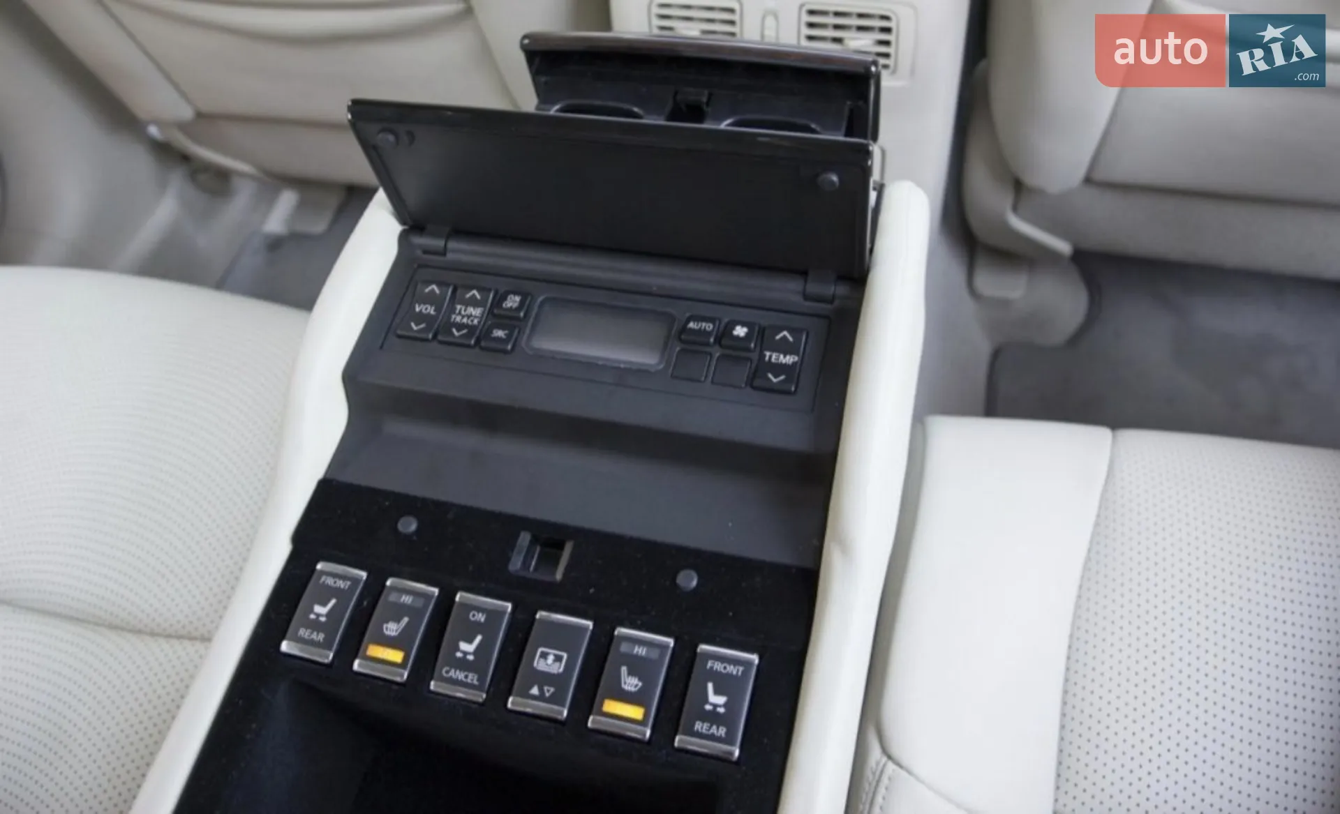 2015 Infiniti Q70 - мініатюра 23