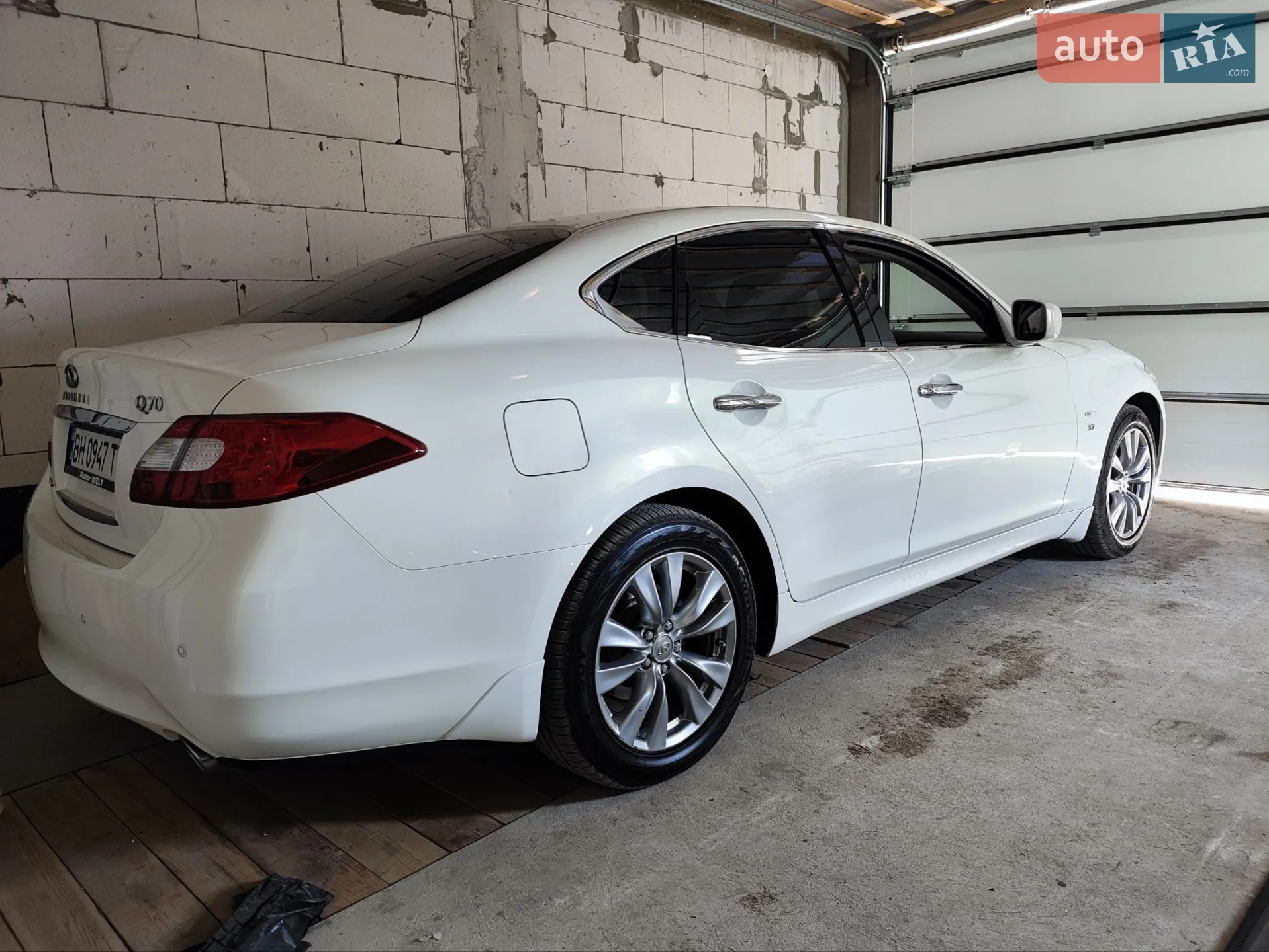 2015 Infiniti Q70 - мініатюра 17
