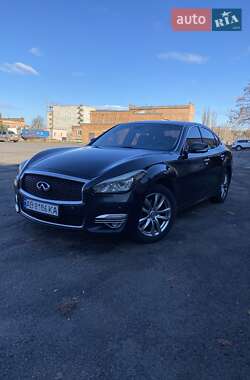 Седан Infiniti Q70 2017 в Вінниці