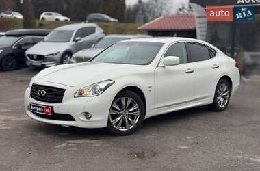 Седан Infiniti Q70 2013 в Вінниці