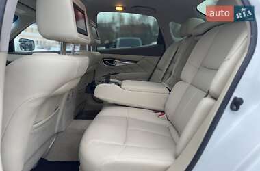 Седан Infiniti Q70 2013 в Виннице