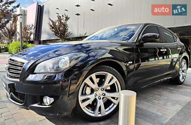 Седан Infiniti Q70 2014 в Києві