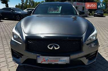 Седан Infiniti Q70 2016 в 