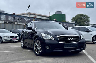 Седан Infiniti Q70 2013 в Киеве