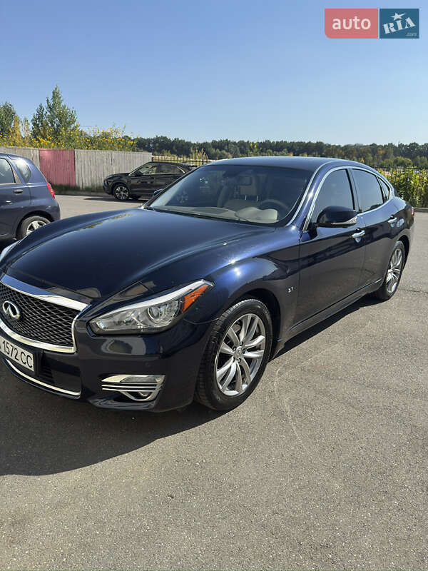 Седан Infiniti Q70 2016 в Києві