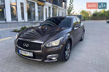 Седан Infiniti Q70 2015 в Вінниці