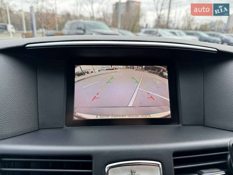 Седан Infiniti Q70 2017 в Києві фото 22 Седан Infiniti Q70 2017 в Києві