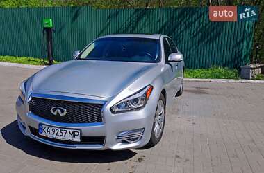 Седан Infiniti Q70 2017 в Києві