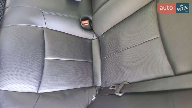 Седан Infiniti Q70 2017 в Киеве фото 15 Седан Infiniti Q70 2017 в Киеве