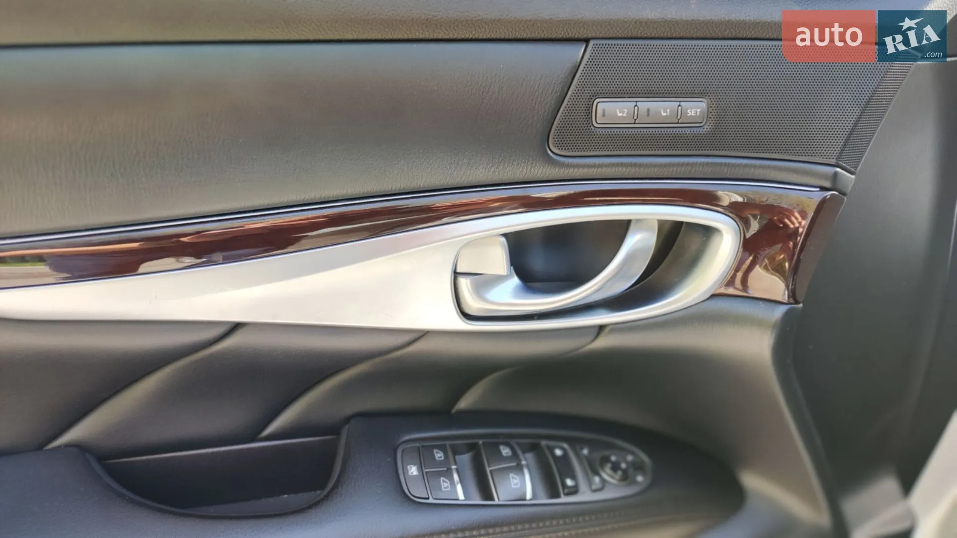 2017 Infiniti Q70 - мініатюра 20