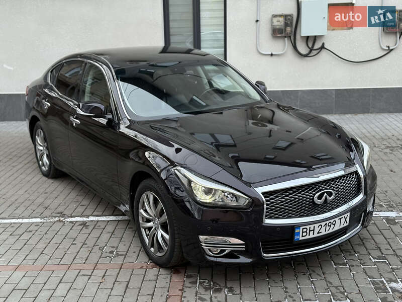 Седан Infiniti Q70 2015 в Могилів-Подільському фото 2 Седан Infiniti Q70 2015 в Могилів-Подільському