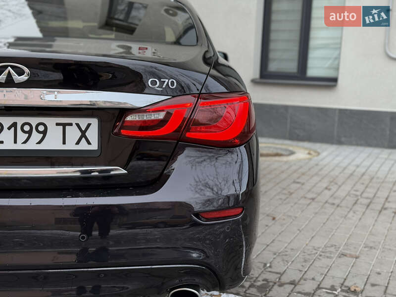 Седан Infiniti Q70 2015 в Могилів-Подільському фото 29 Седан Infiniti Q70 2015 в Могилів-Подільському