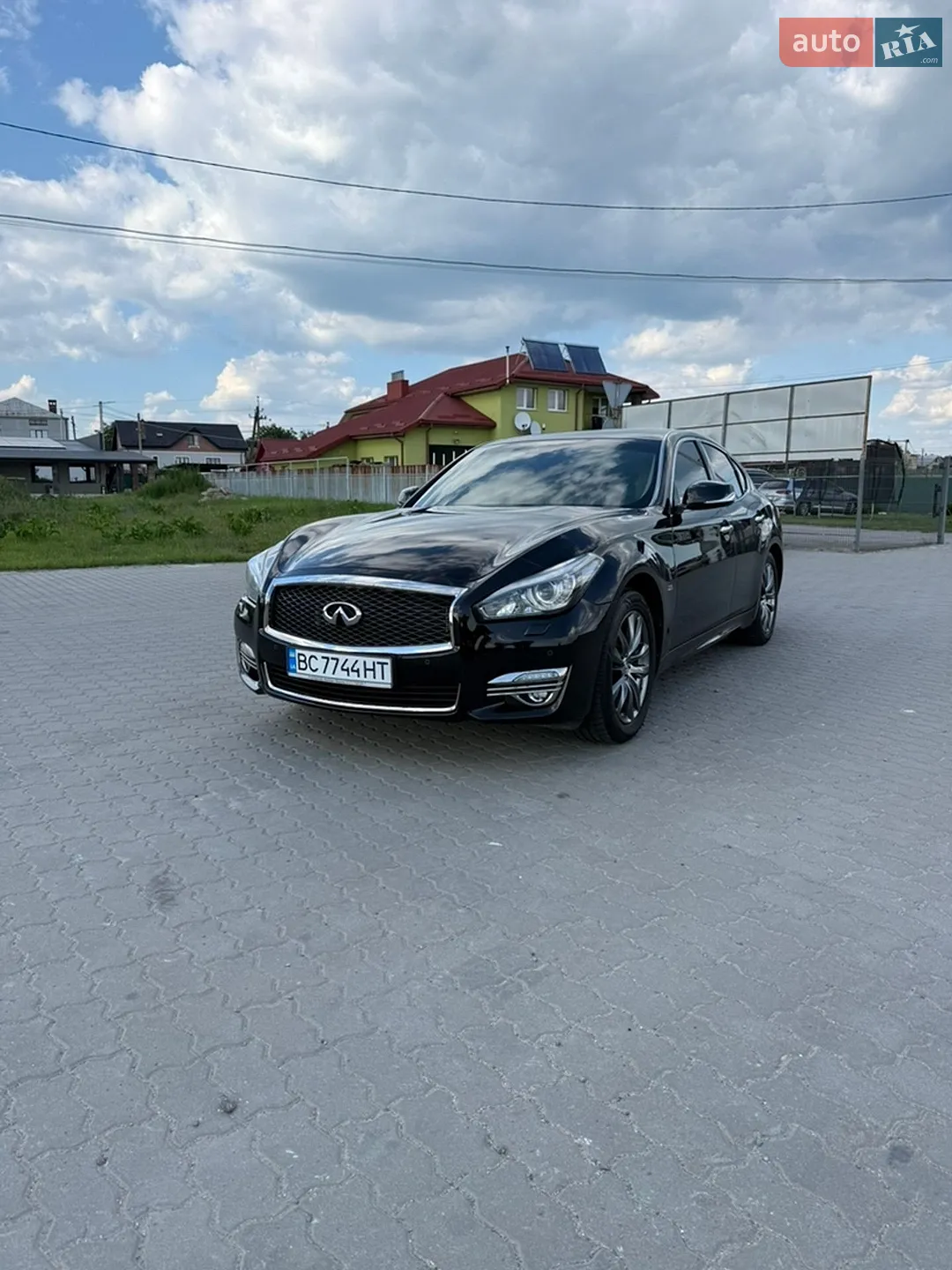 2016 Infiniti Q70 - фото 1