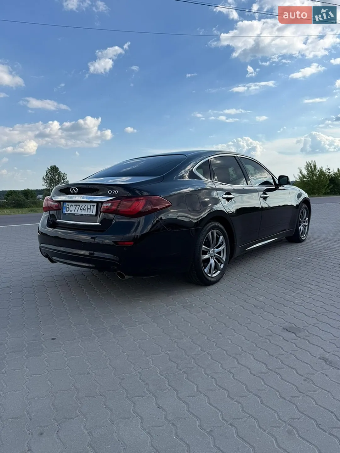 2016 Infiniti Q70 - мініатюра 6