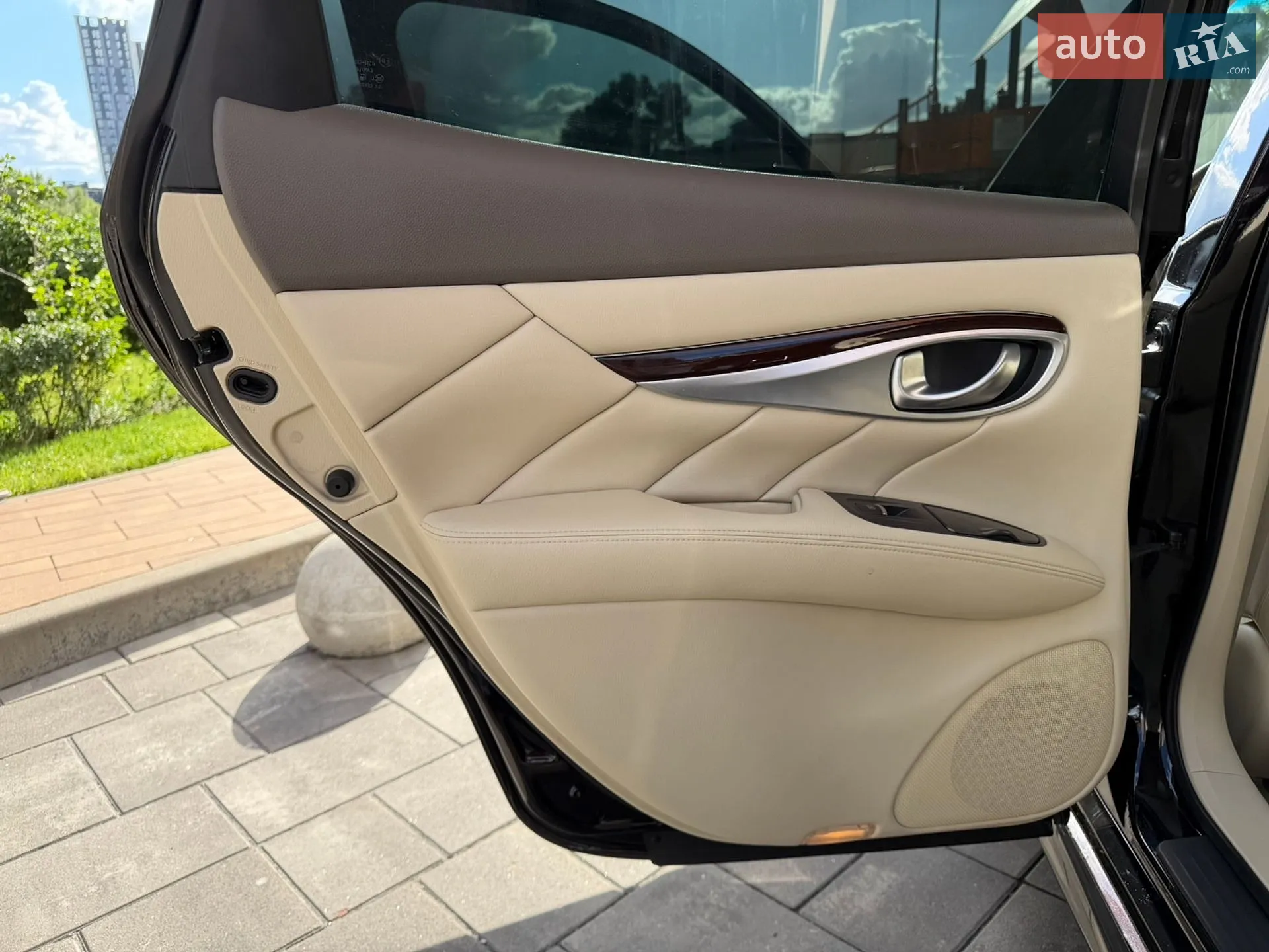 2013 Infiniti Q70 - мініатюра 14