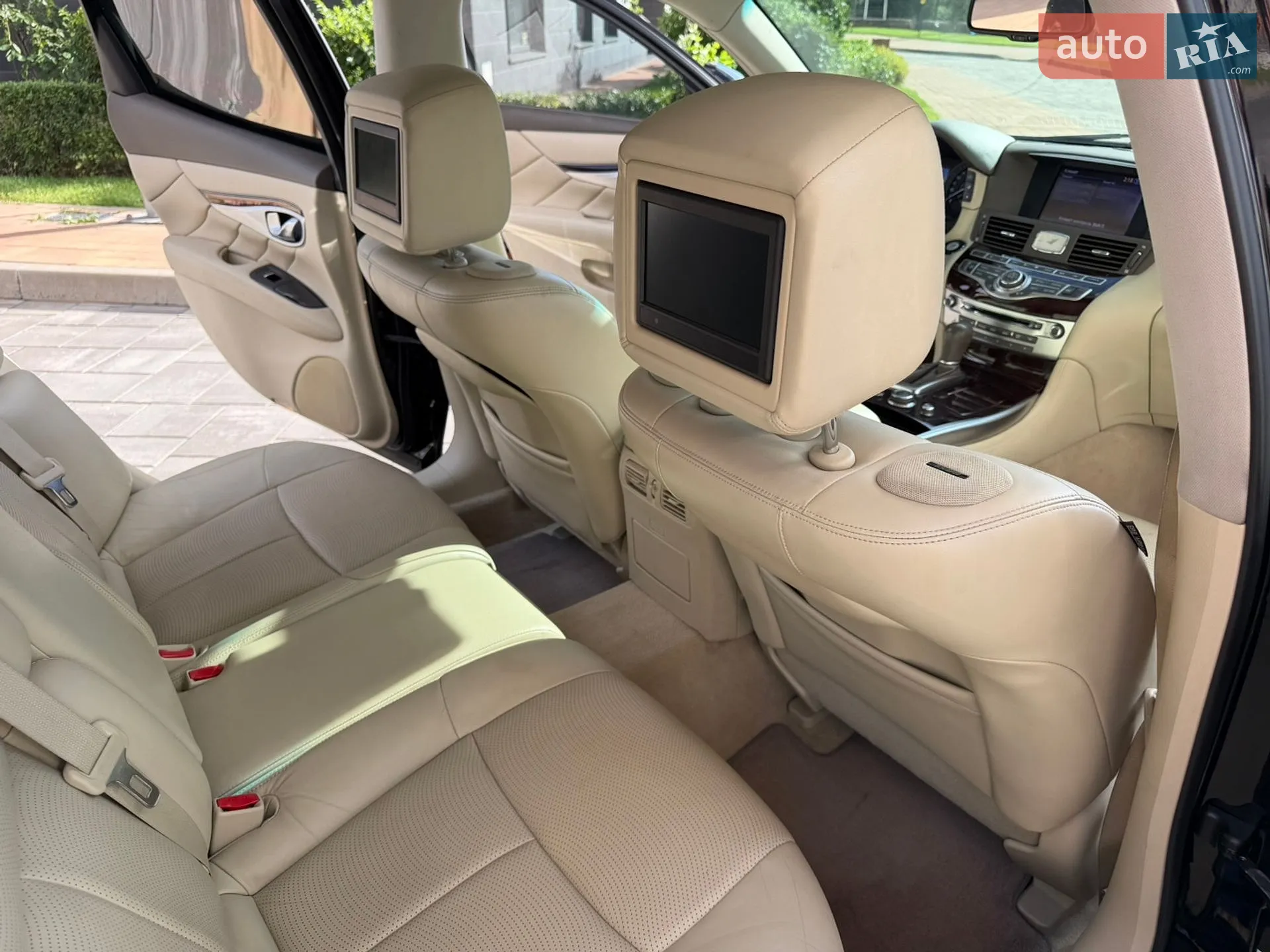 2013 Infiniti Q70 - мініатюра 19
