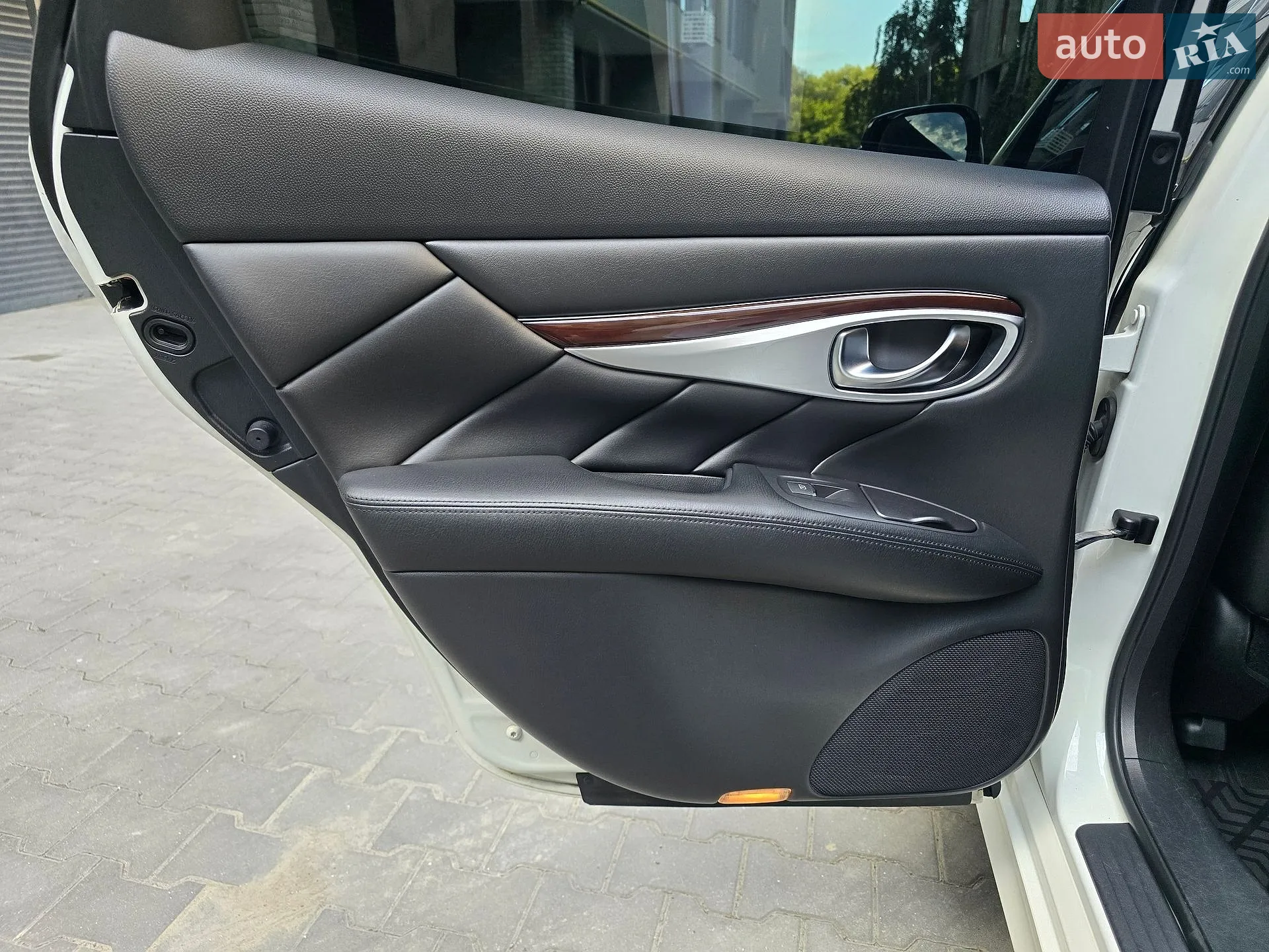 2017 Infiniti Q70 - мініатюра 43