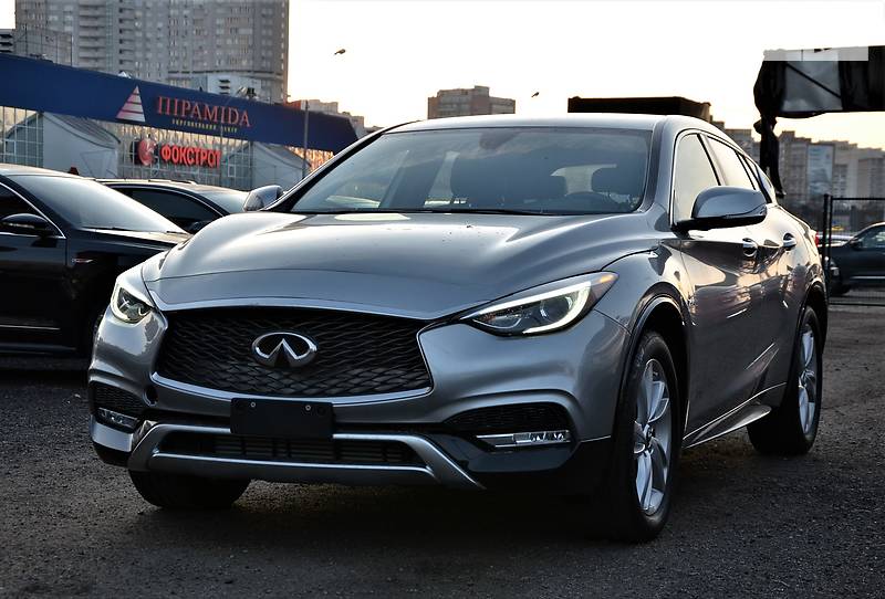 Позашляховик / Кросовер Infiniti QX30 2016 в Києві