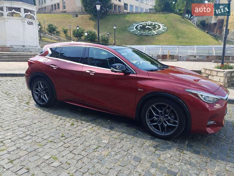 Внедорожник / Кроссовер Infiniti QX30 2016 в Черновцах