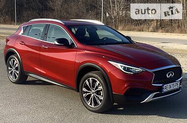 Позашляховик / Кросовер Infiniti QX30 2017 в Дніпрі