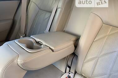 Внедорожник / Кроссовер Infiniti QX30 2012 в 