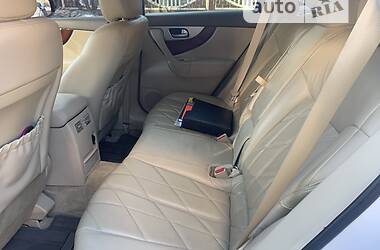 Внедорожник / Кроссовер Infiniti QX30 2012 в 