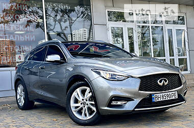 Внедорожник / Кроссовер Infiniti QX30 2016 в Одессе