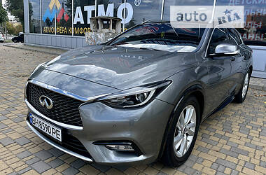 Внедорожник / Кроссовер Infiniti QX30 2016 в Одессе