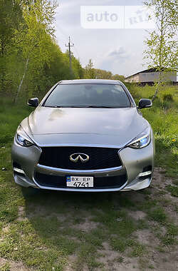 Хэтчбек Infiniti QX30 2016 в Хмельницком