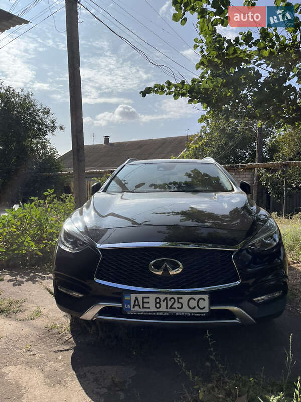 Infiniti QX30 2016