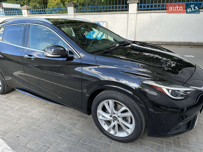 Infiniti QX30 2018