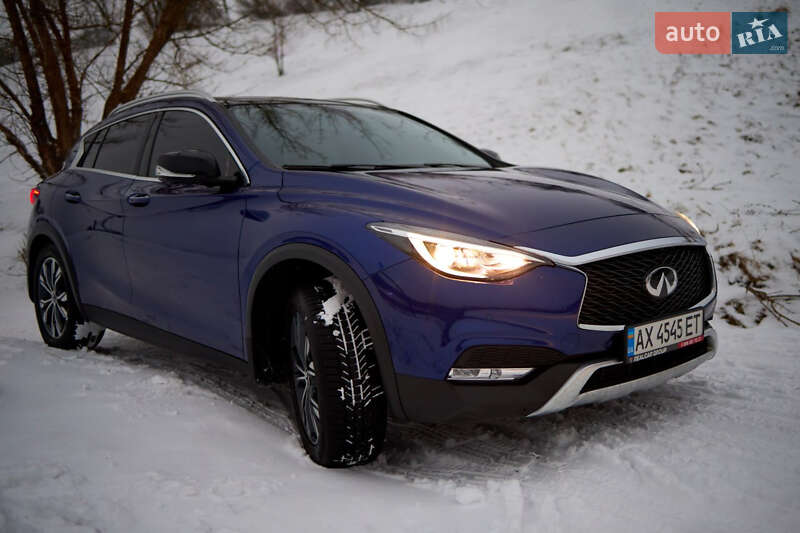 Внедорожник / Кроссовер Infiniti QX30 2018 в Валках