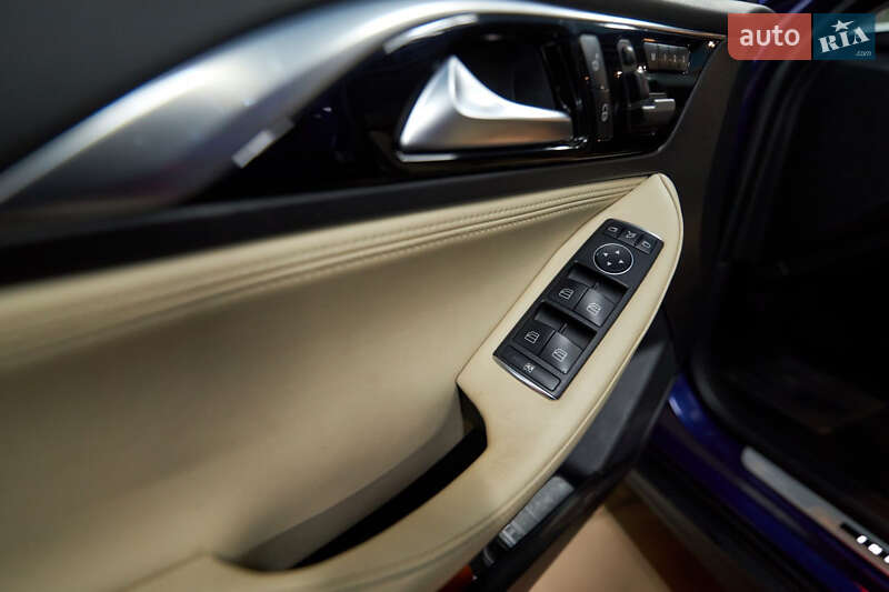 Внедорожник / Кроссовер Infiniti QX30 2018 в Валках