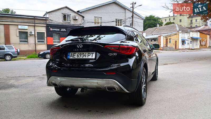 Внедорожник / Кроссовер Infiniti QX30 2016 в Одессе