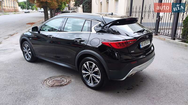 Внедорожник / Кроссовер Infiniti QX30 2016 в Одессе