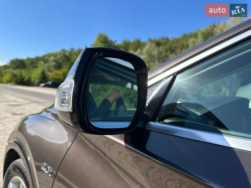 Внедорожник / Кроссовер Infiniti QX30 2017 в Днепре фото 10 Внедорожник / Кроссовер Infiniti QX30 2017 в Днепре