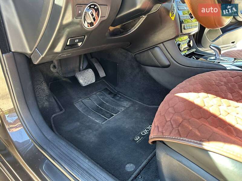 Внедорожник / Кроссовер Infiniti QX30 2017 в Днепре фото 22 Внедорожник / Кроссовер Infiniti QX30 2017 в Днепре