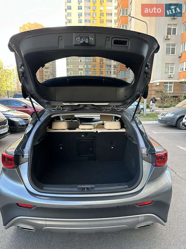 Внедорожник / Кроссовер Infiniti QX30 2018 в Киеве