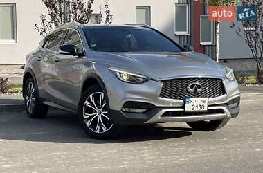 Позашляховик / Кросовер Infiniti QX30 2016 в Дніпрі