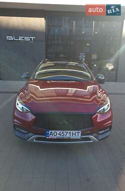 Внедорожник / Кроссовер Infiniti QX30 2017 в 