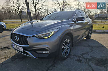 Позашляховик / Кросовер Infiniti QX30 2016 в Дніпрі