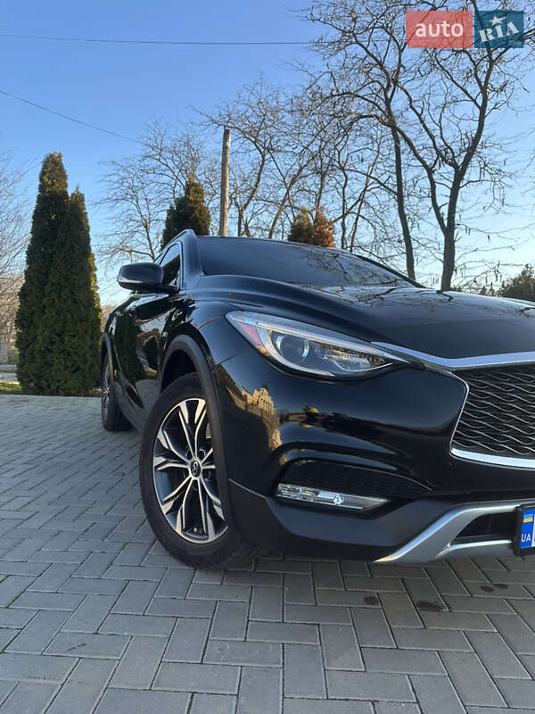 Внедорожник / Кроссовер Infiniti QX30 2017 в Болграде