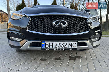 Внедорожник / Кроссовер Infiniti QX30 2017 в 
