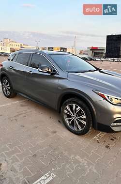 Позашляховик / Кросовер Infiniti QX30 2016 в Києві