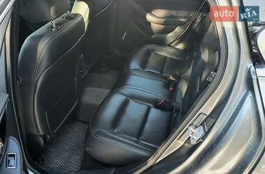 Внедорожник / Кроссовер Infiniti QX30 2016 в 