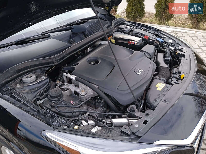 Внедорожник / Кроссовер Infiniti QX30 2017 в Ивано-Франковске