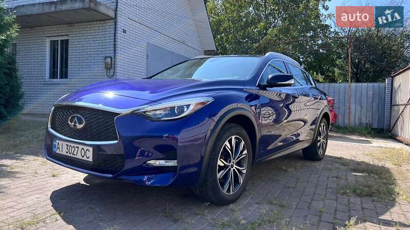Внедорожник / Кроссовер Infiniti QX30 2016 в Киеве