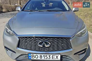 Внедорожник / Кроссовер Infiniti QX30 2017 в 
