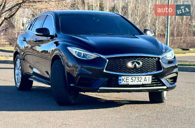 Внедорожник / Кроссовер Infiniti QX30 2017 в 